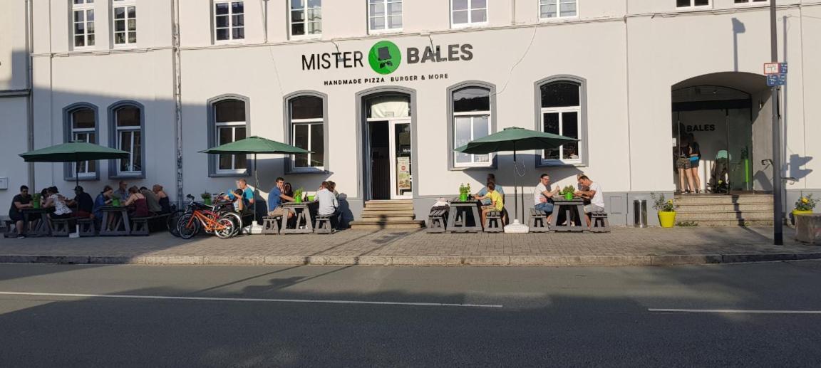 M I S T E R B A L E S Ferienwohnung Zittau Bahnhofsnaehe Eksteriør bilde